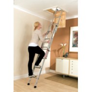 WERNER EASIWAY 3 SECTION LOFT LADDER