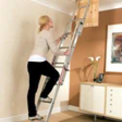 WERNER EASIWAY 3 SECTION LOFT LADDER