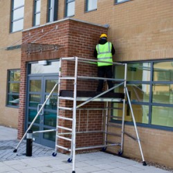 Minimax Scaffold tower 1.7m platform height